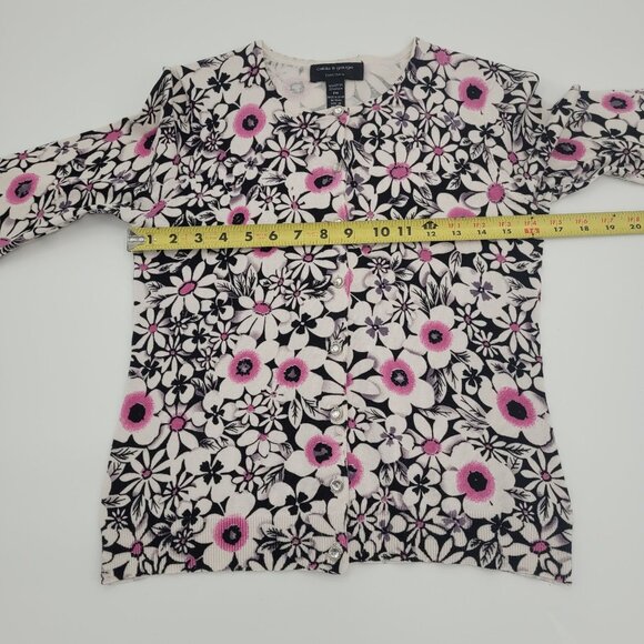 Cable & Gauge Cardigan Sweater White & Pink Flower Rhinestone Looking Buttons - Picture 7 of 9